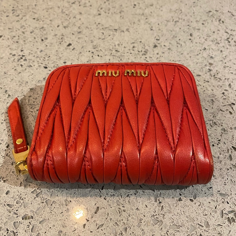 Miu miu MATELASSÉ LEATHER COIN PURSE Authentic!!!